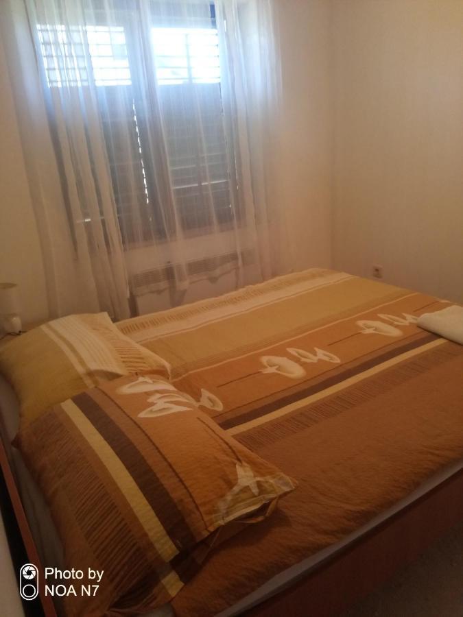 Vacation House Loreta Sveti Rok ภายนอก รูปภาพ